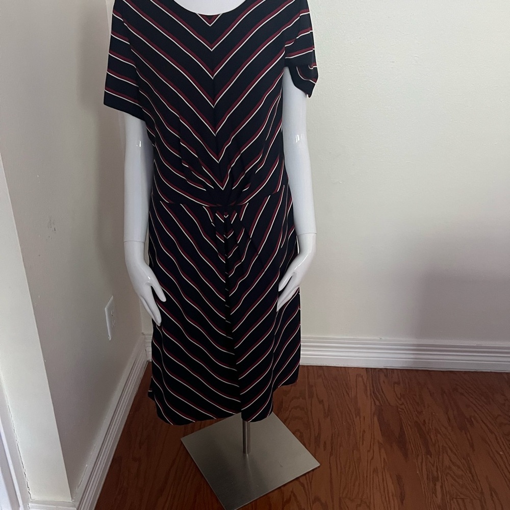 Banana Republic Black and White Ruched Sheath Dress
